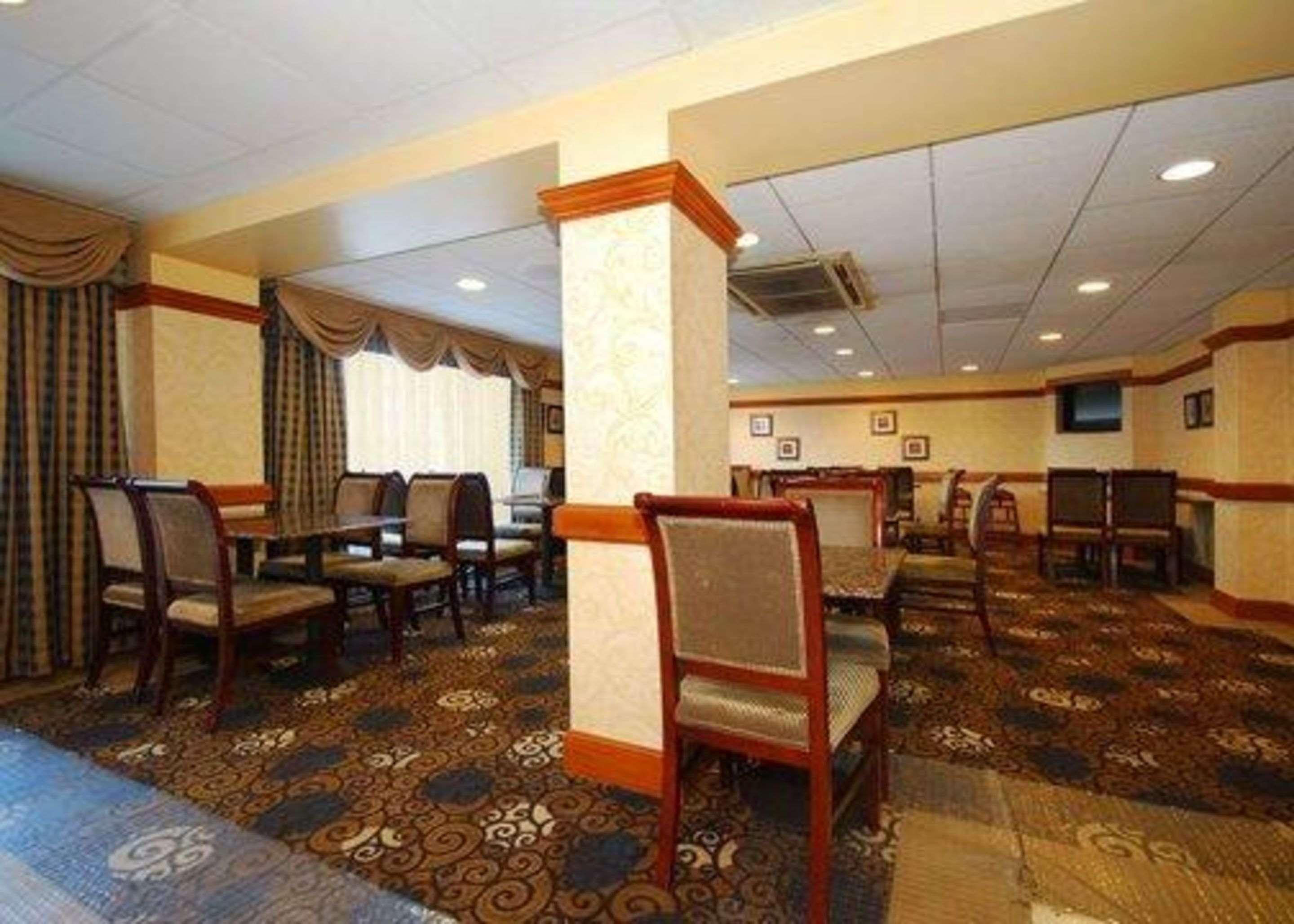 Quality & Hotel Bensalem