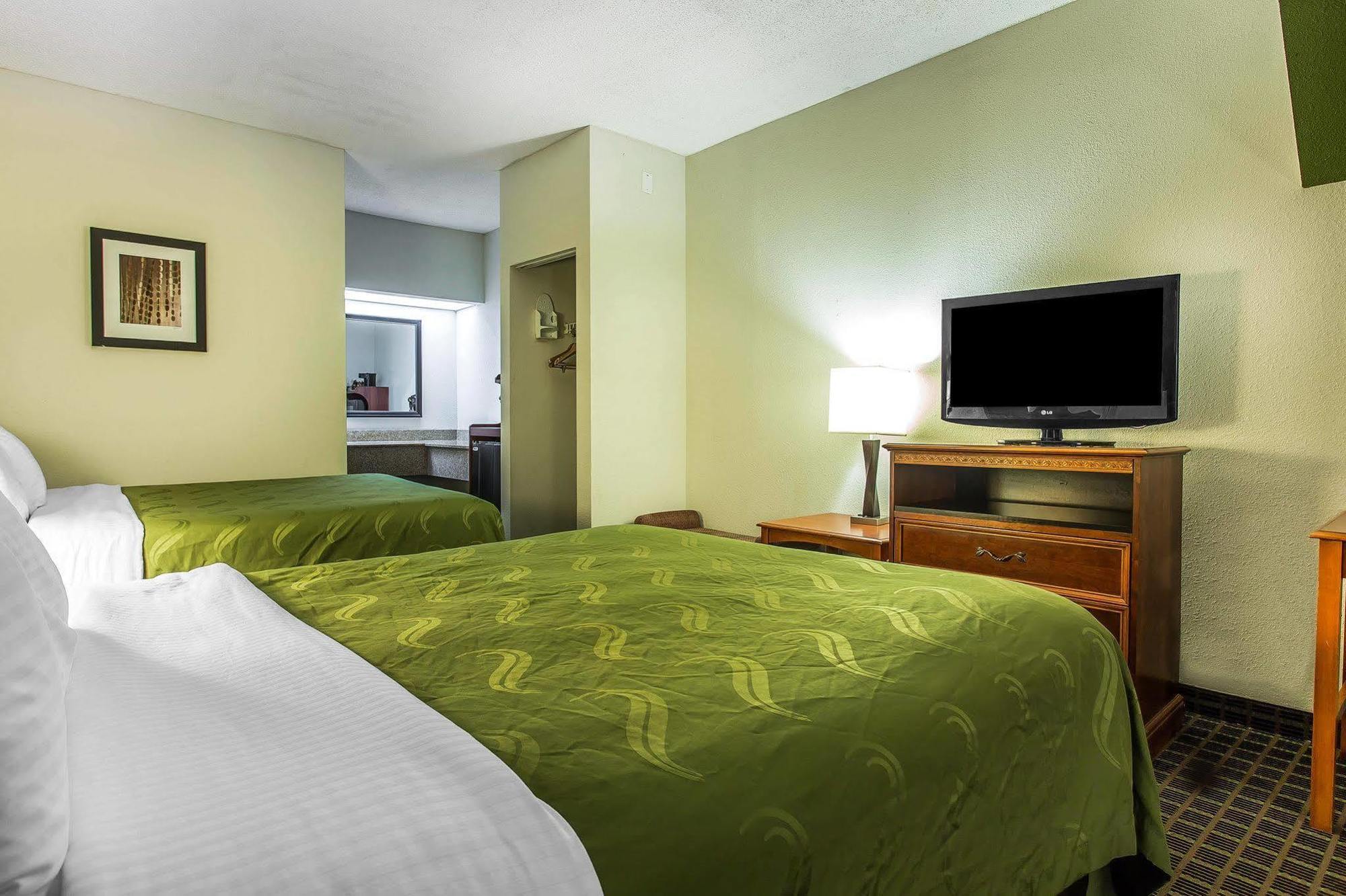 Quality & Hotel 2*
